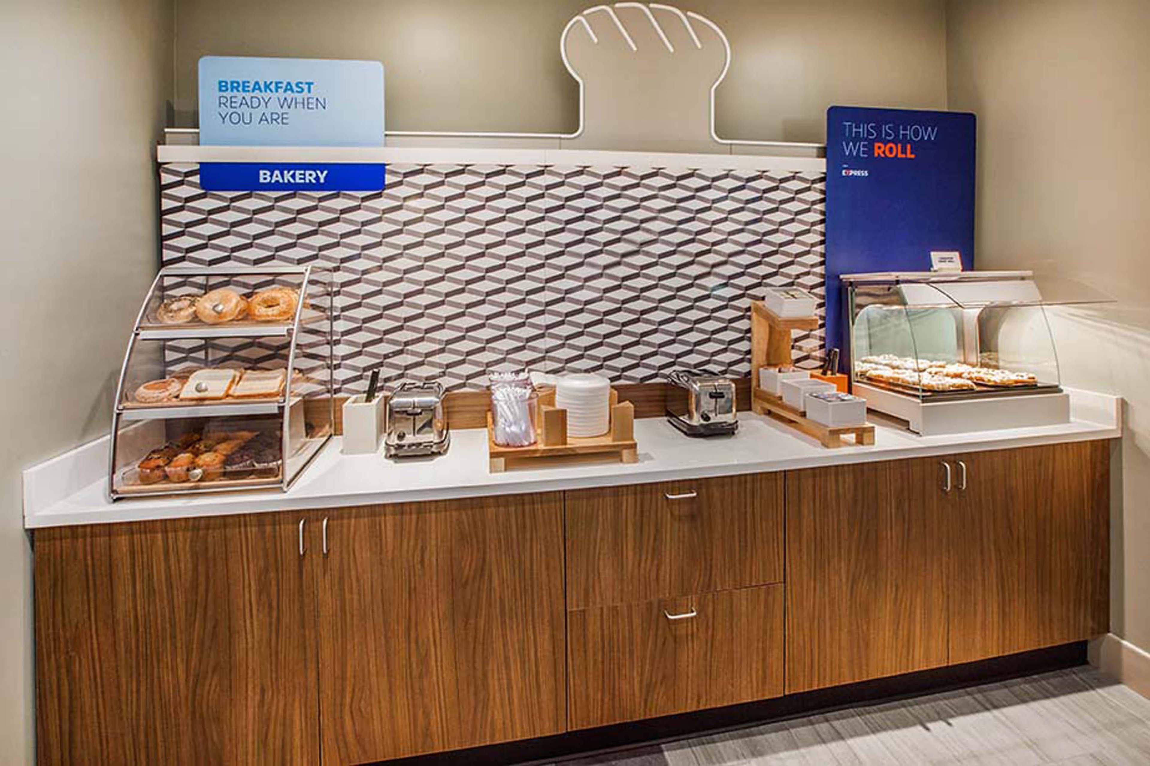 Holiday Inn Express - Lorton By Ihg Exterior foto